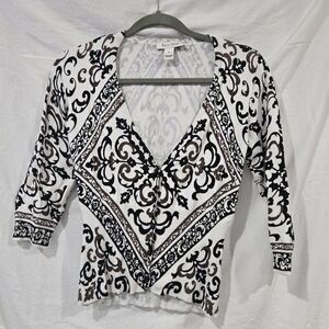 White House Black Market Cardigan Size Small GUC